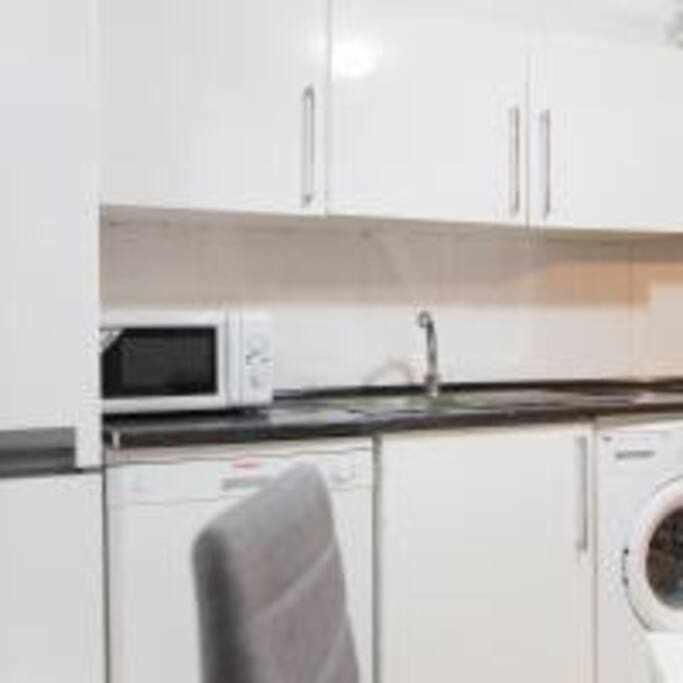 Apartamento Sotano En Gran Via Madrid Exterior foto
