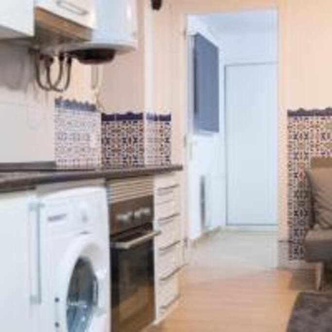 Apartamento Sotano En Gran Via Madrid Exterior foto